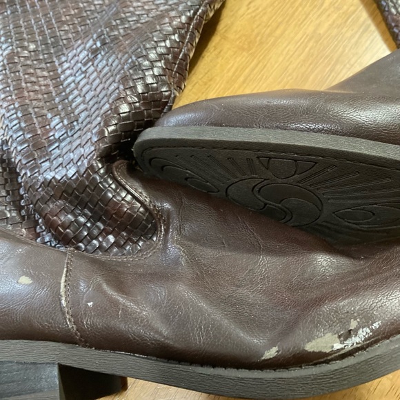 Beautiful boots size 9 - Picture 3 of 4